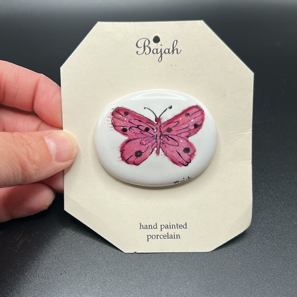 BOGO Free Jewelry…New‎ Bajah Signed Hand Painted Butterfly Porcelain Brooch Pin - Picture 2 of 5
